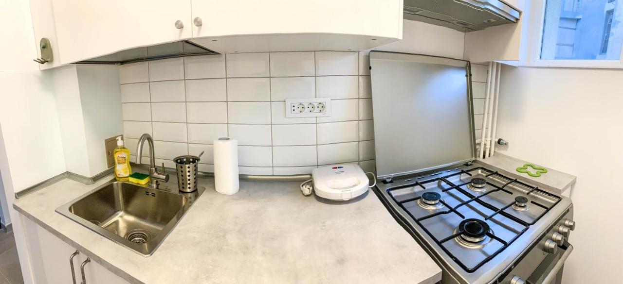 Luterana Studio Apartment Bucharest Luaran gambar